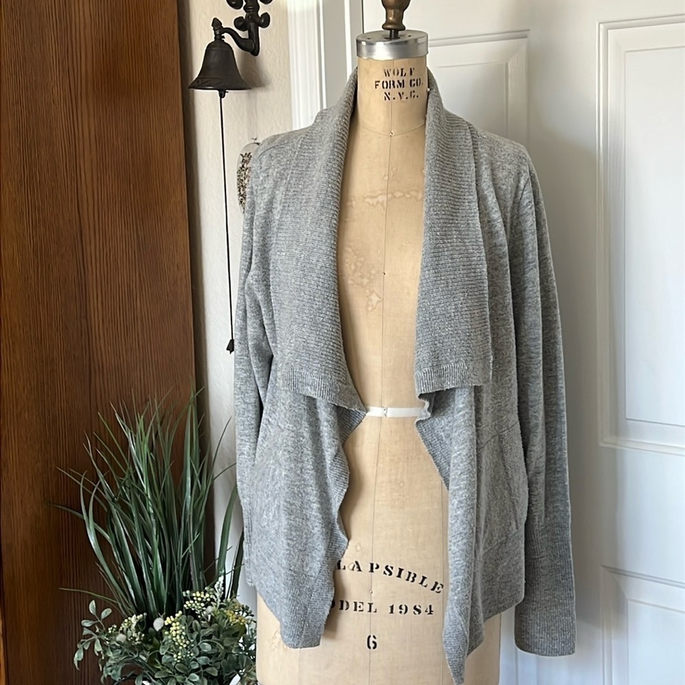 Heather Gray High/Low Hem Cardigan. Size M